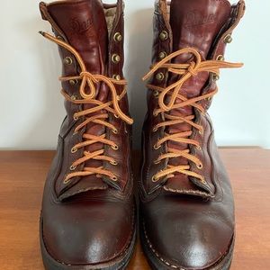 Danner Rain Forest. Brown. 8”.